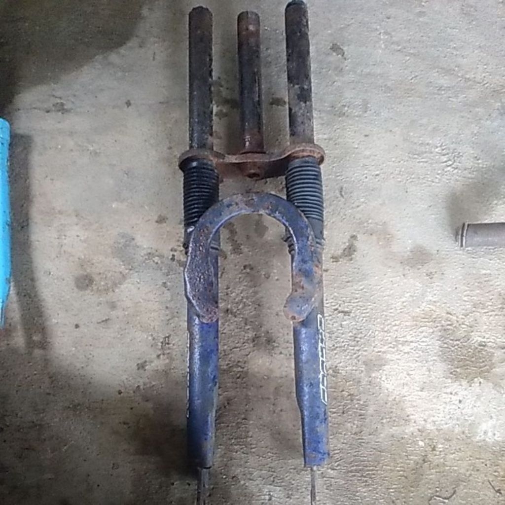 FORK /GARPU SEPEDA UKURAN 20IN BEKAS