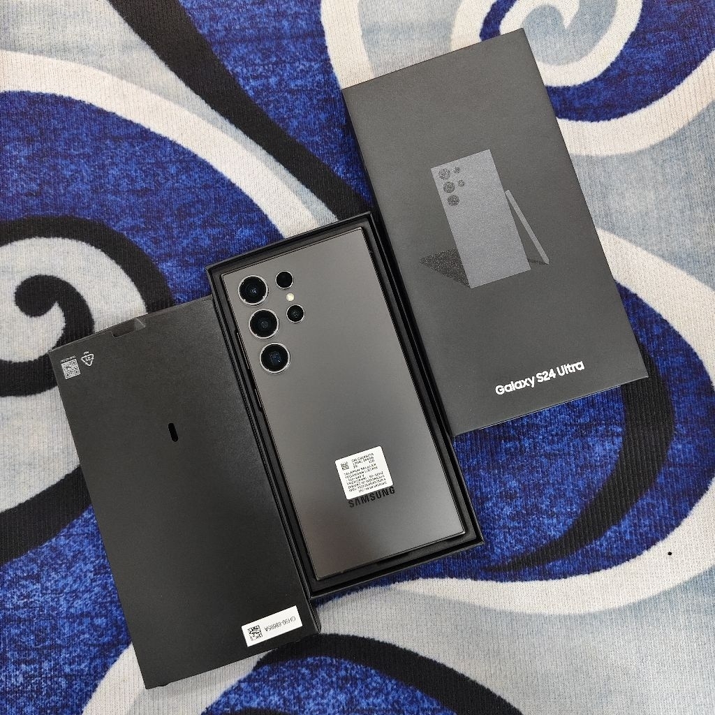 Samsung galaxy s24 ultra 5G 12/256 gb second garansi on tgl 28-10-2026