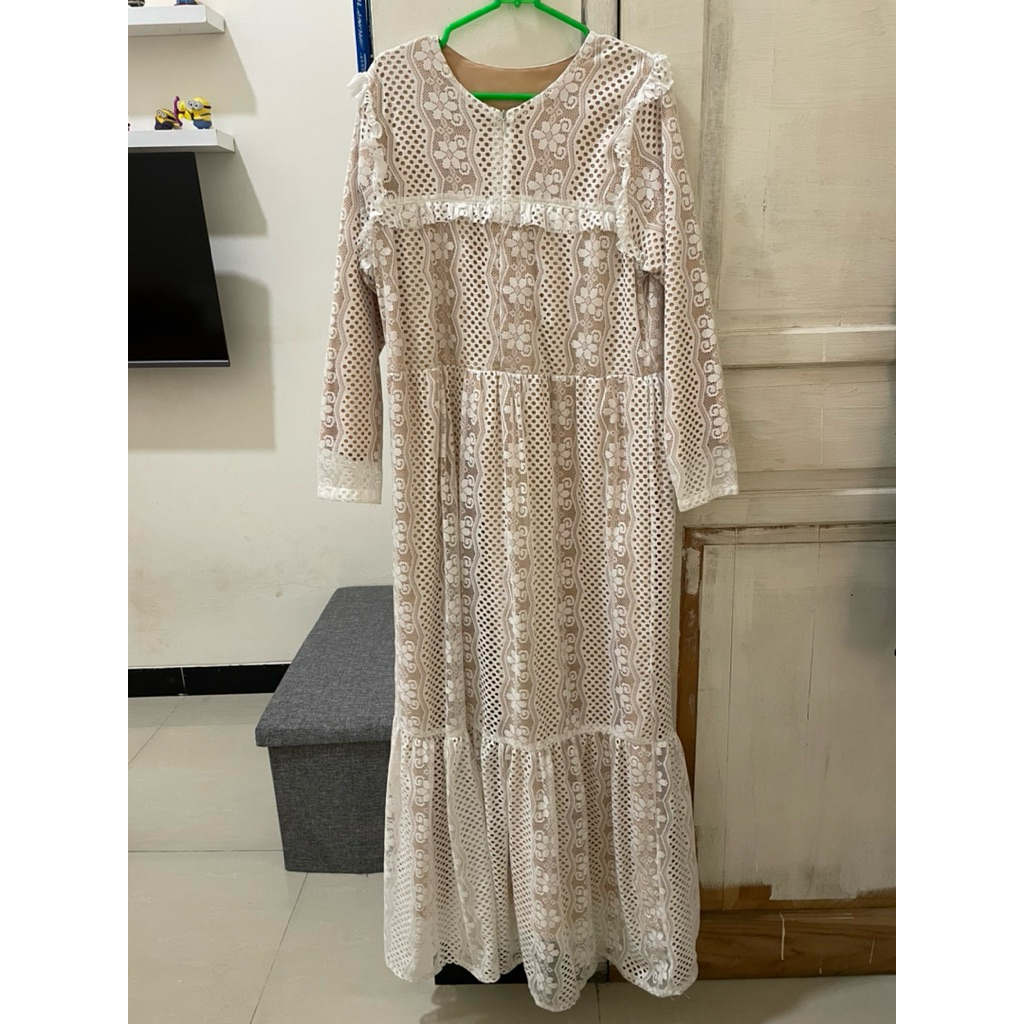 preloved dress putih