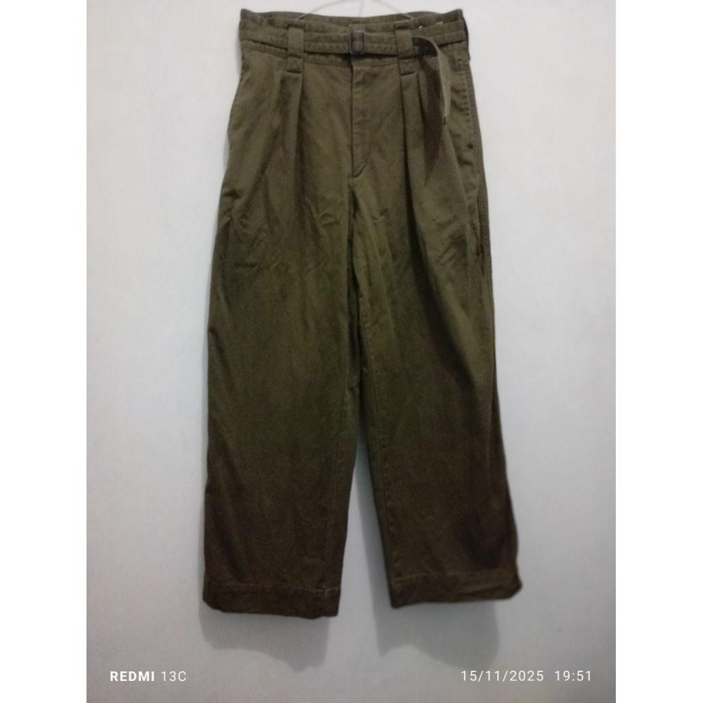 preloved celana panjang HW chino kulot wanita army uniqlo