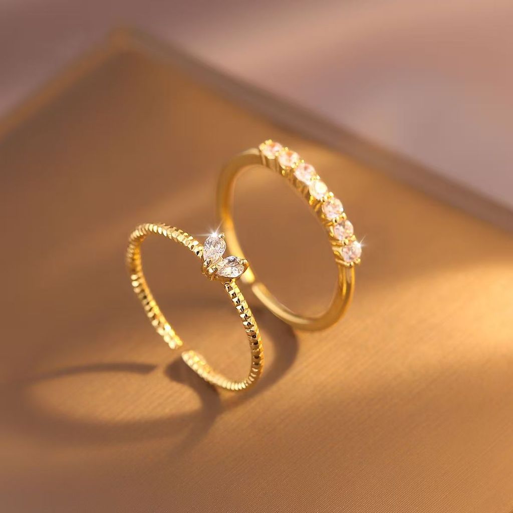 Perhiasan Fashion Cincin Zirkon Berlian Imitasi Sederhana Cincin Wanita Anti Karat dan Luntur Ukuran