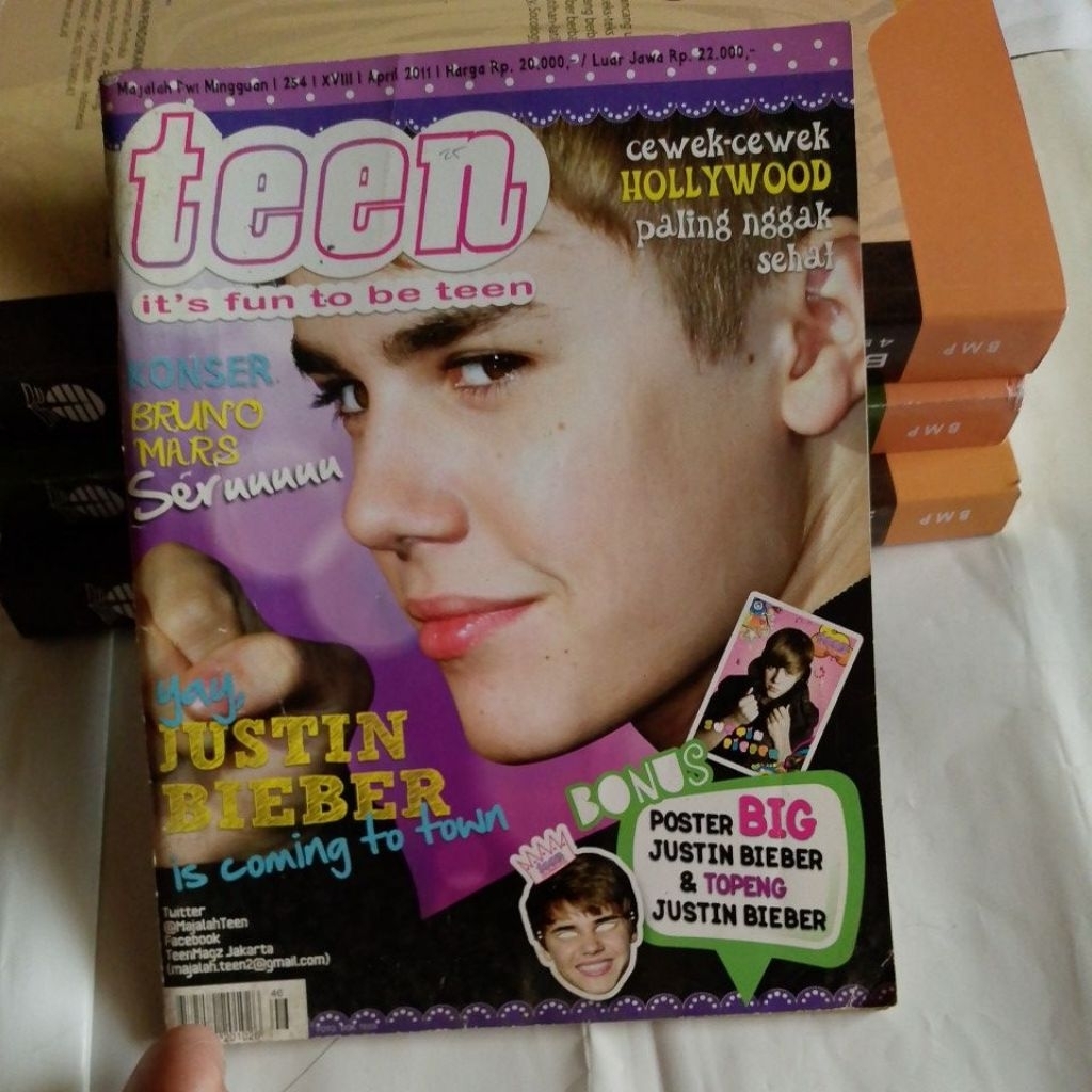 MAJALAH TEEN