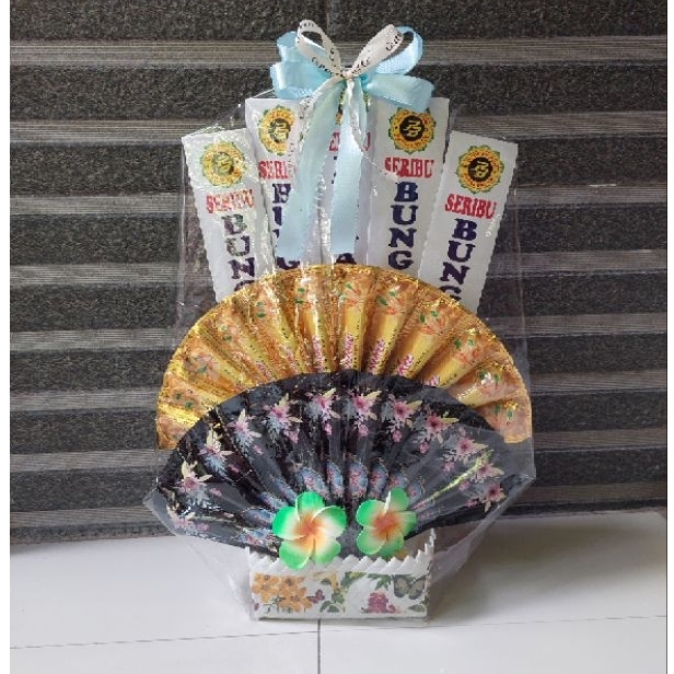 (7) Parcel galungan kuningan dupa / parsel hari raya besar / nyepi / hampers idul fitri / lebaran / 