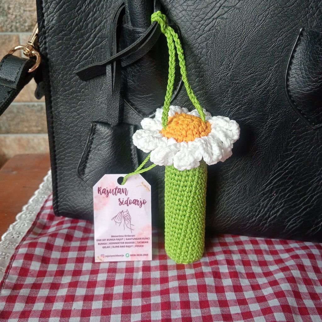 Lip Holder / Freshcare Holder Crochet / Holder Rajut / RAJUTANSIDOARJO