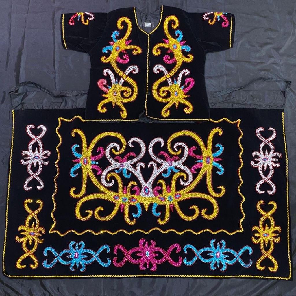 PAKAIAN ADAT TRADISIONAL DAYAK PREMIUM/BAJU ADAT DAYAK WANITA LENGAN PENDEK PREMIUM