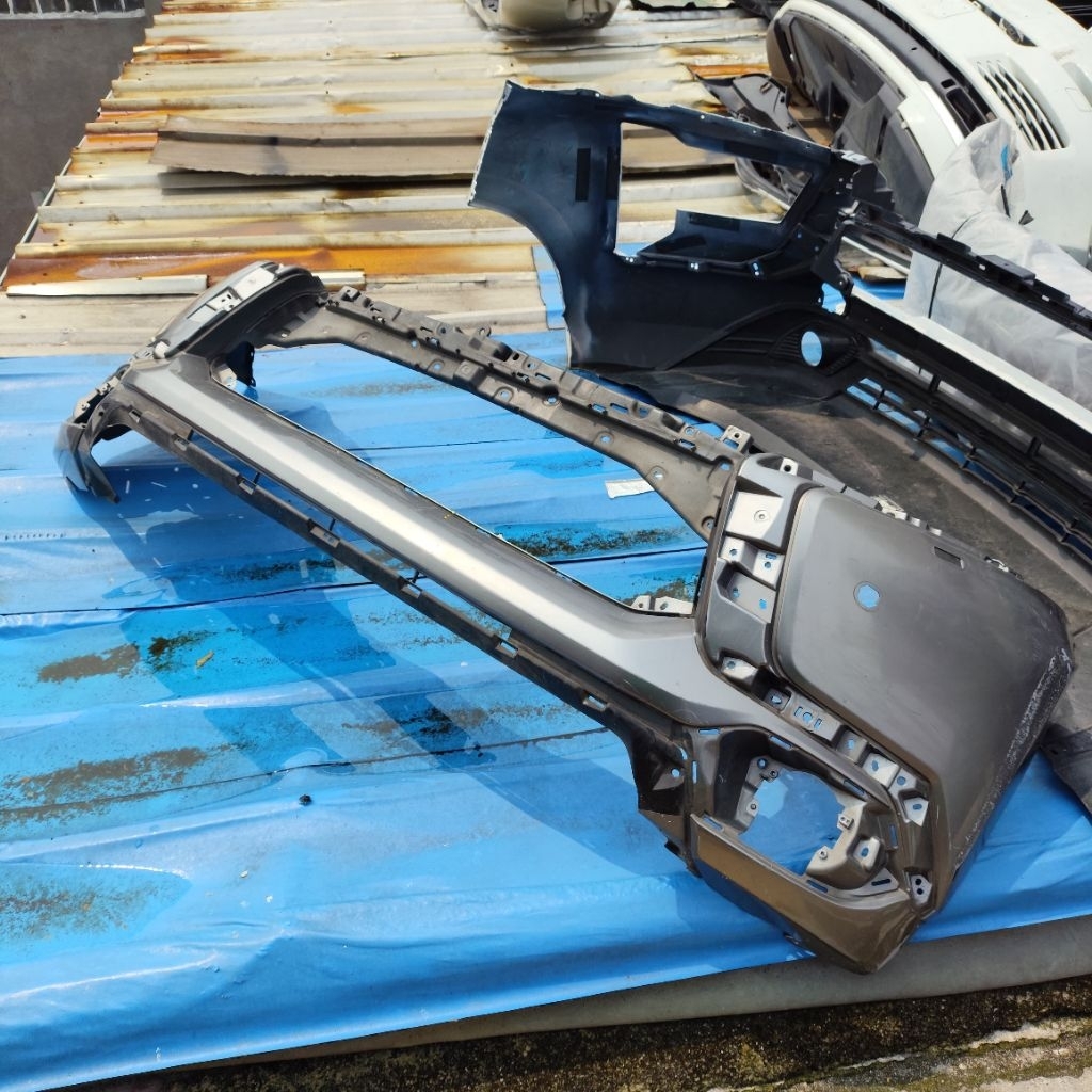 bumper bemper depan Mitsubishi Pajero sport 2016 2017 2018