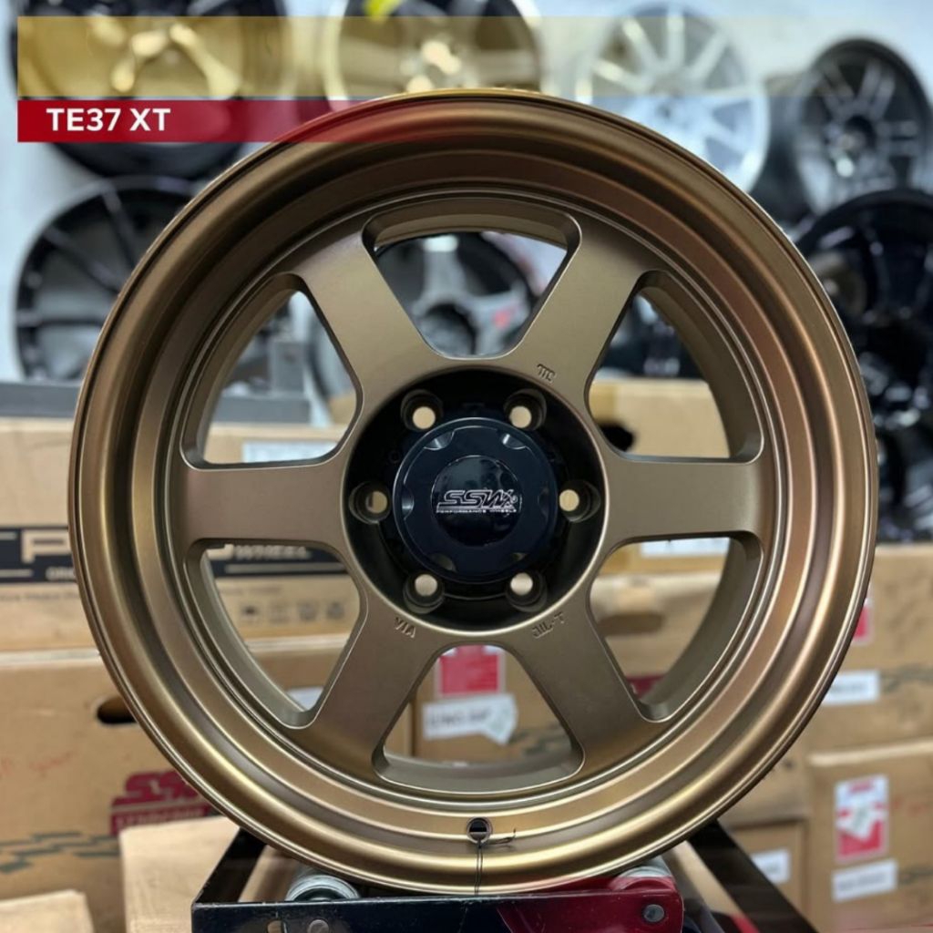velg mobil r18 te37 xt SSW original Thailand lebar 9 et 15 velg mobil ring 18 pajero Hilux velg raci