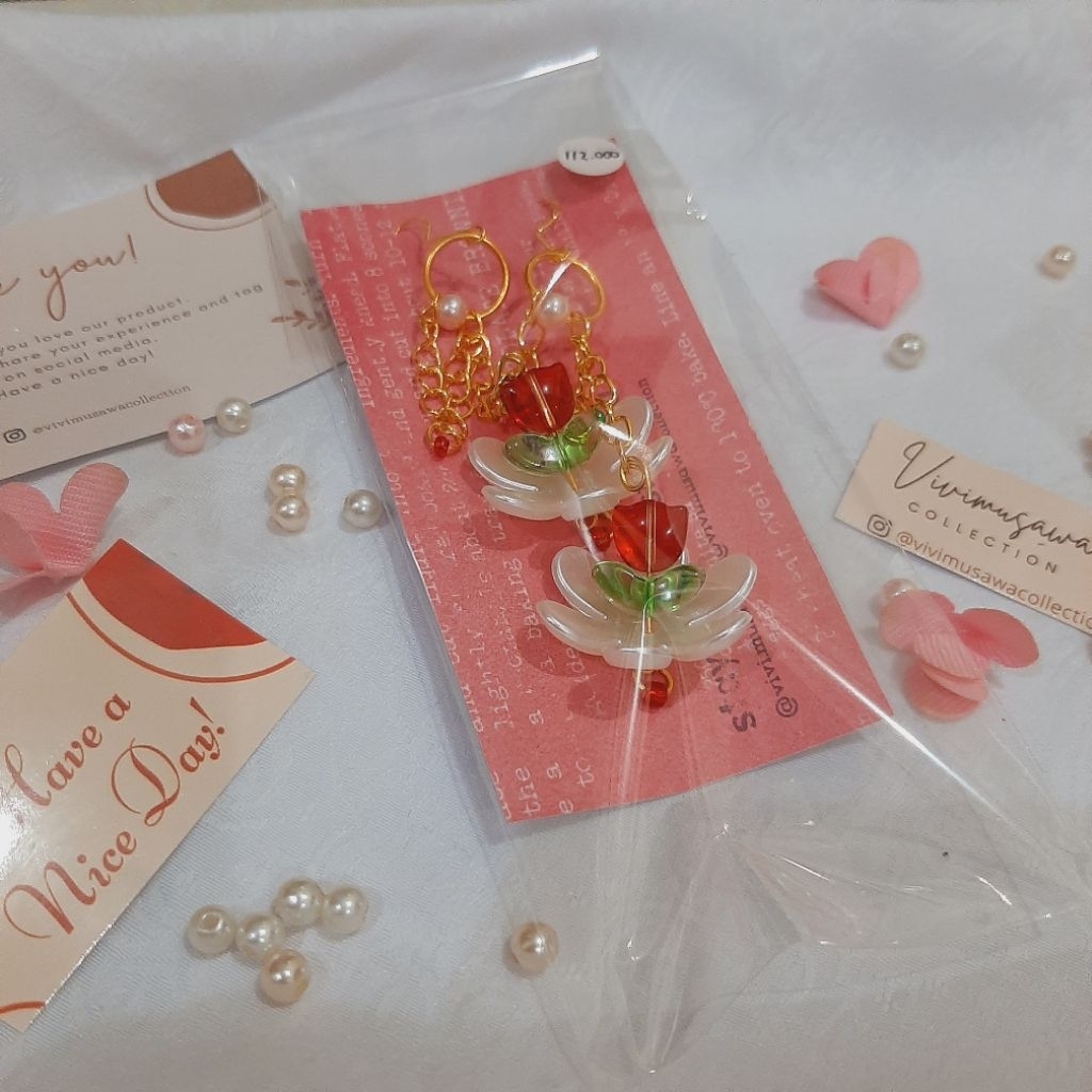 Water Lily | anting merah rantai panjang anting lucu handmade