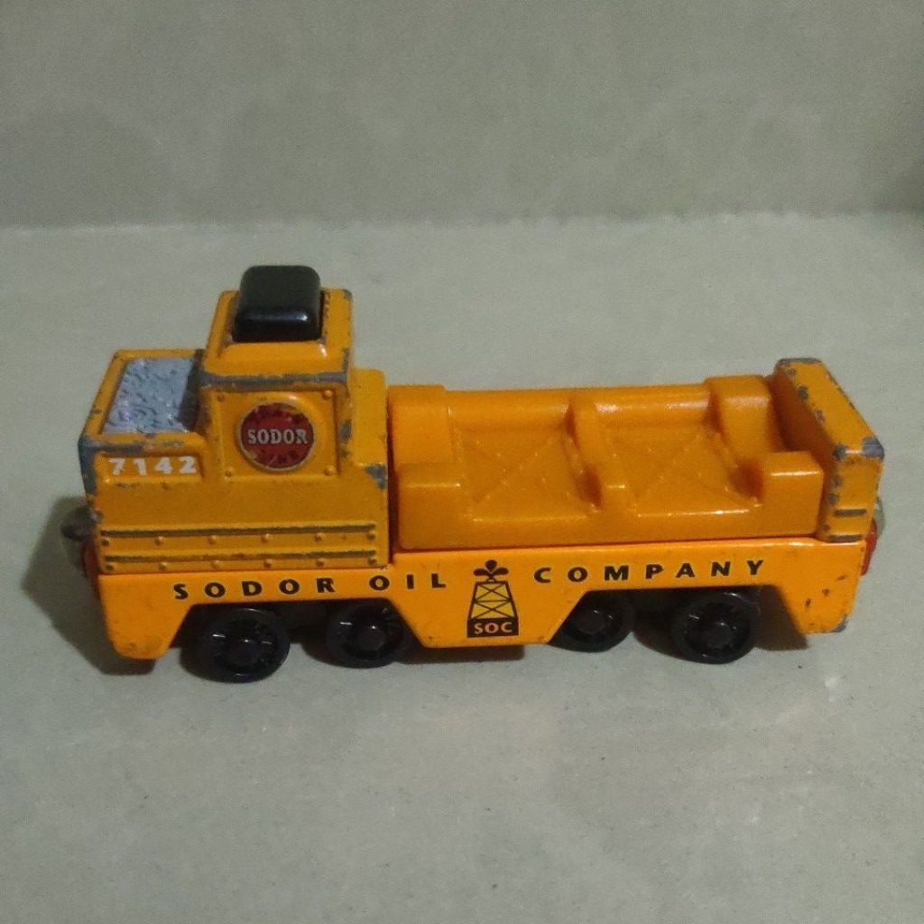 Thomas and Friends tender sodor oil company