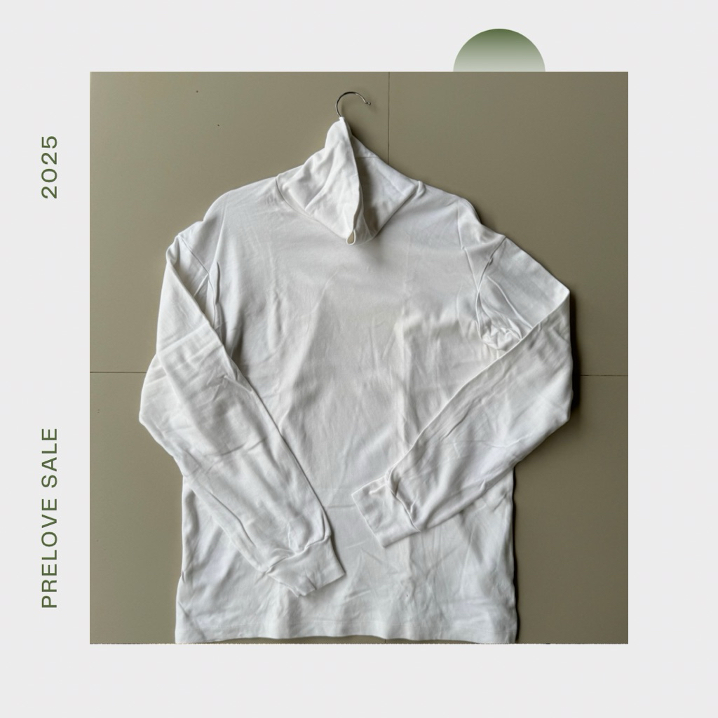 PRELOVED - UNIQLO TURTLE NECK