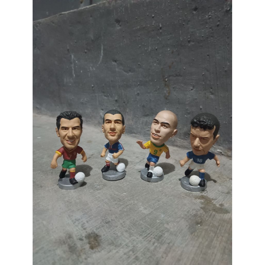 4 PCS Paket Figure Vintage Pocket Sport Pemain Bola (Bekas)