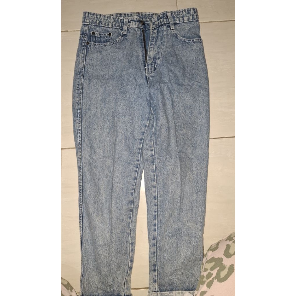 Preloved jiniso baggy jeans