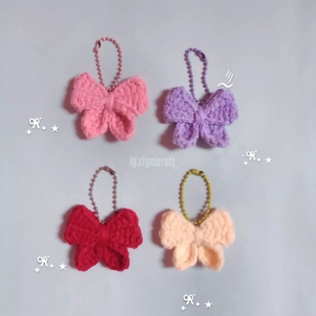 ribbon, gantungan kunci tas ribbon, ribbon aesthetic, gunci ribbon, gantungan tas rajut ribbon, ribb