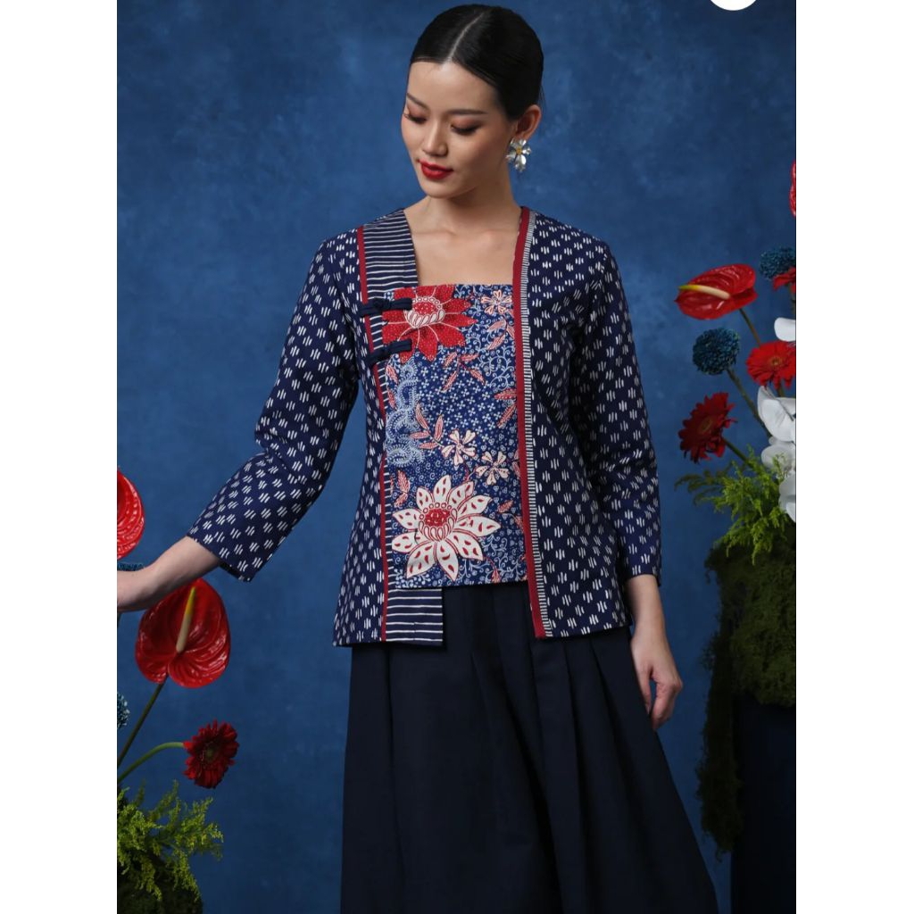 DWITA ENCIM NONA RARA BATIK SIZE M
