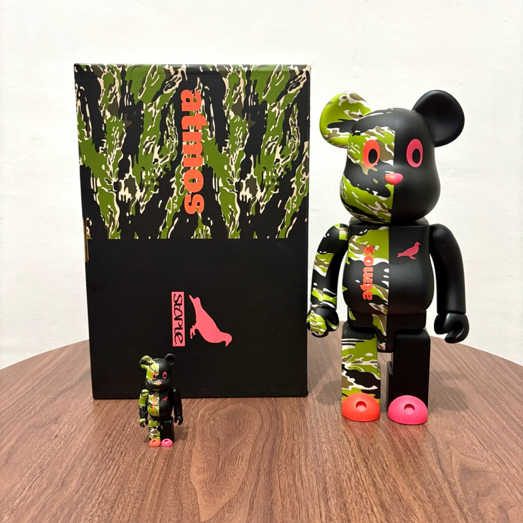 Bearbrick Atmos Staple 100% & 400%