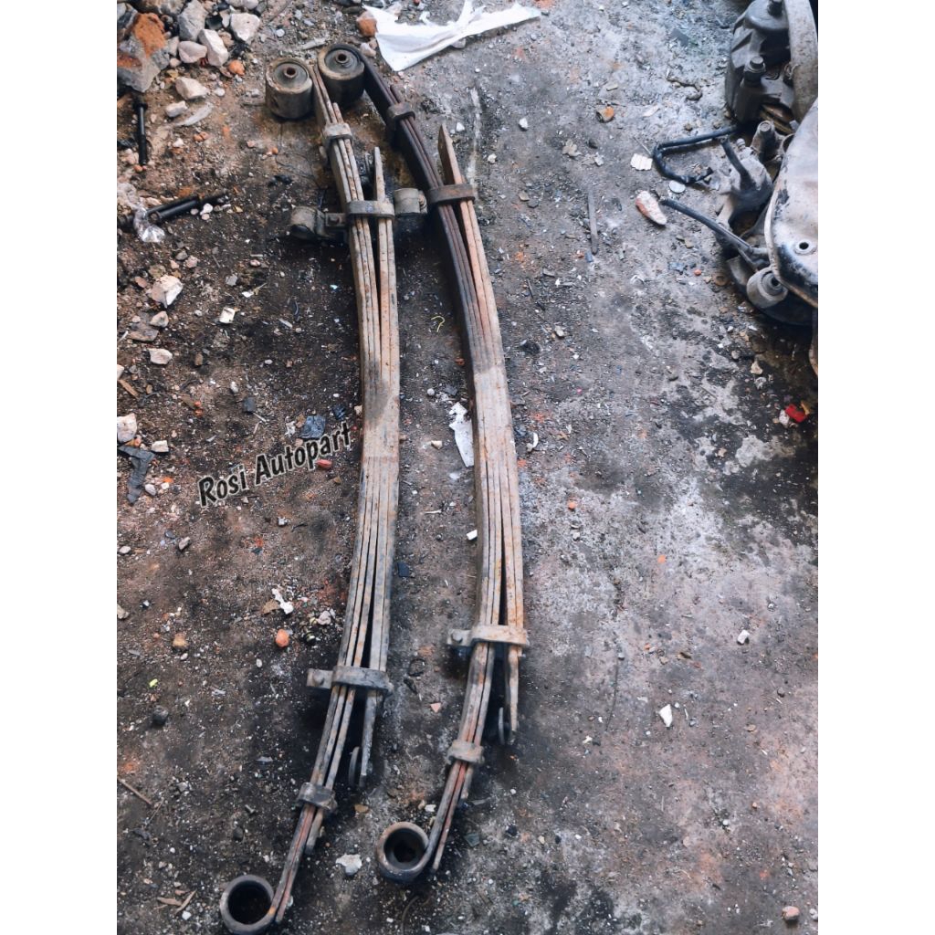 Per Daun Belakang Futura / t120ss Original