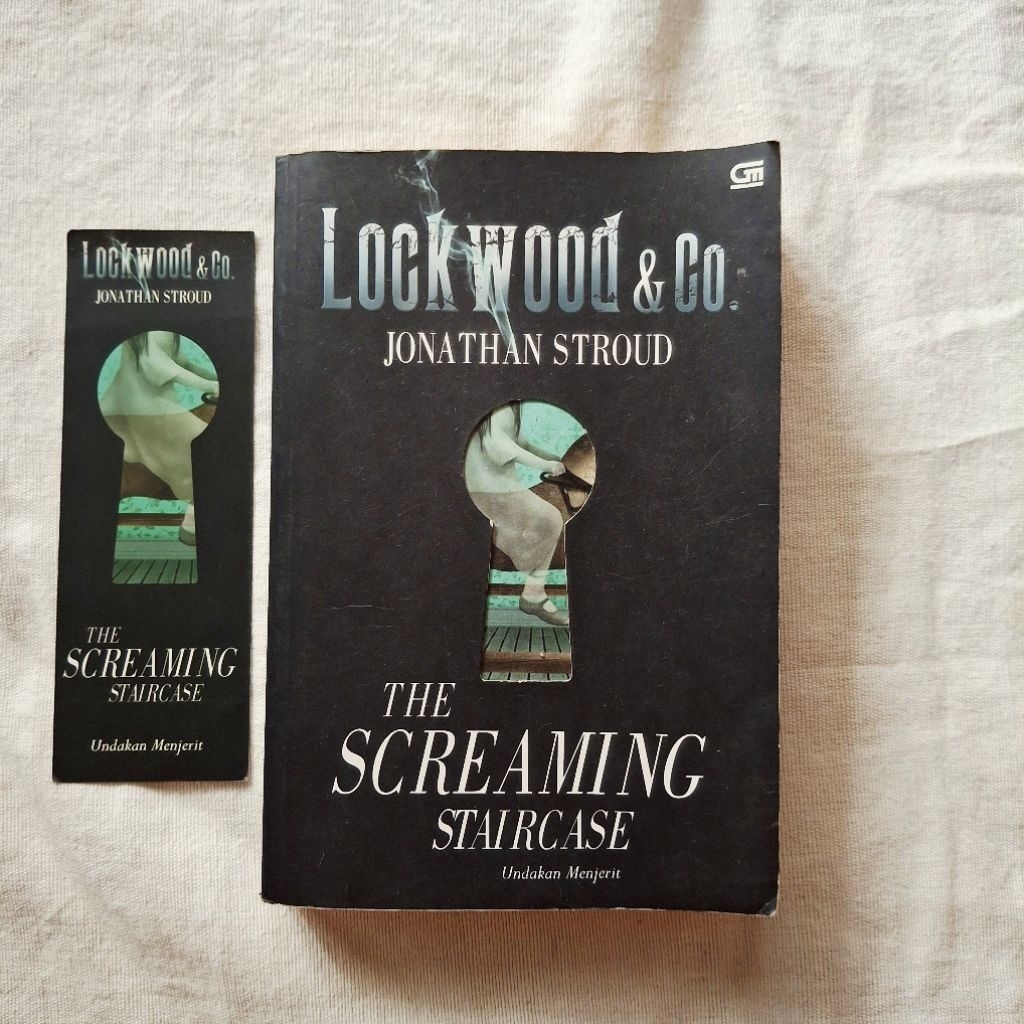 Buku Novel Lockwood and Co / Lockwood & Co. The Screaming Staircase Undakan Menjerit - Jonathan Stro