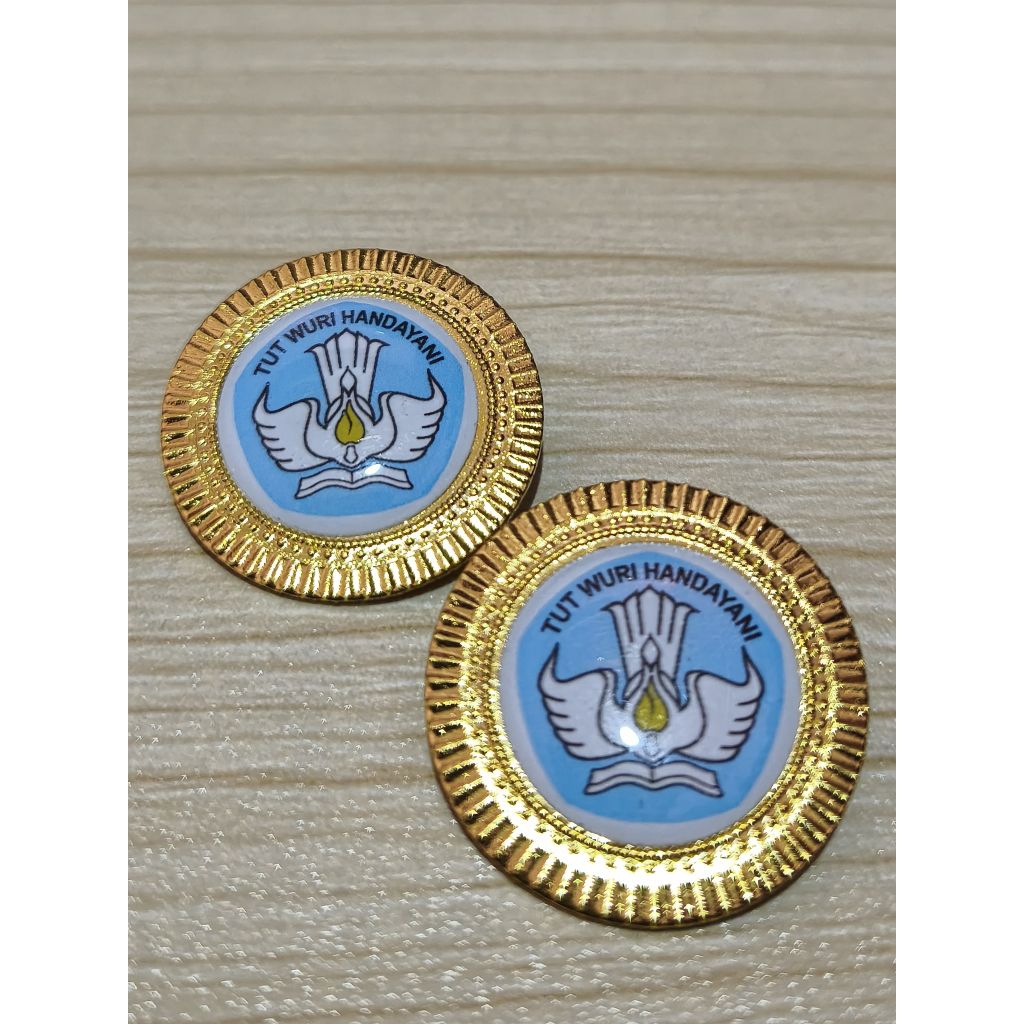 PIN GERIGI PENITI LOGO KEMENDIKBUD / TUT WURI HANDAYANI