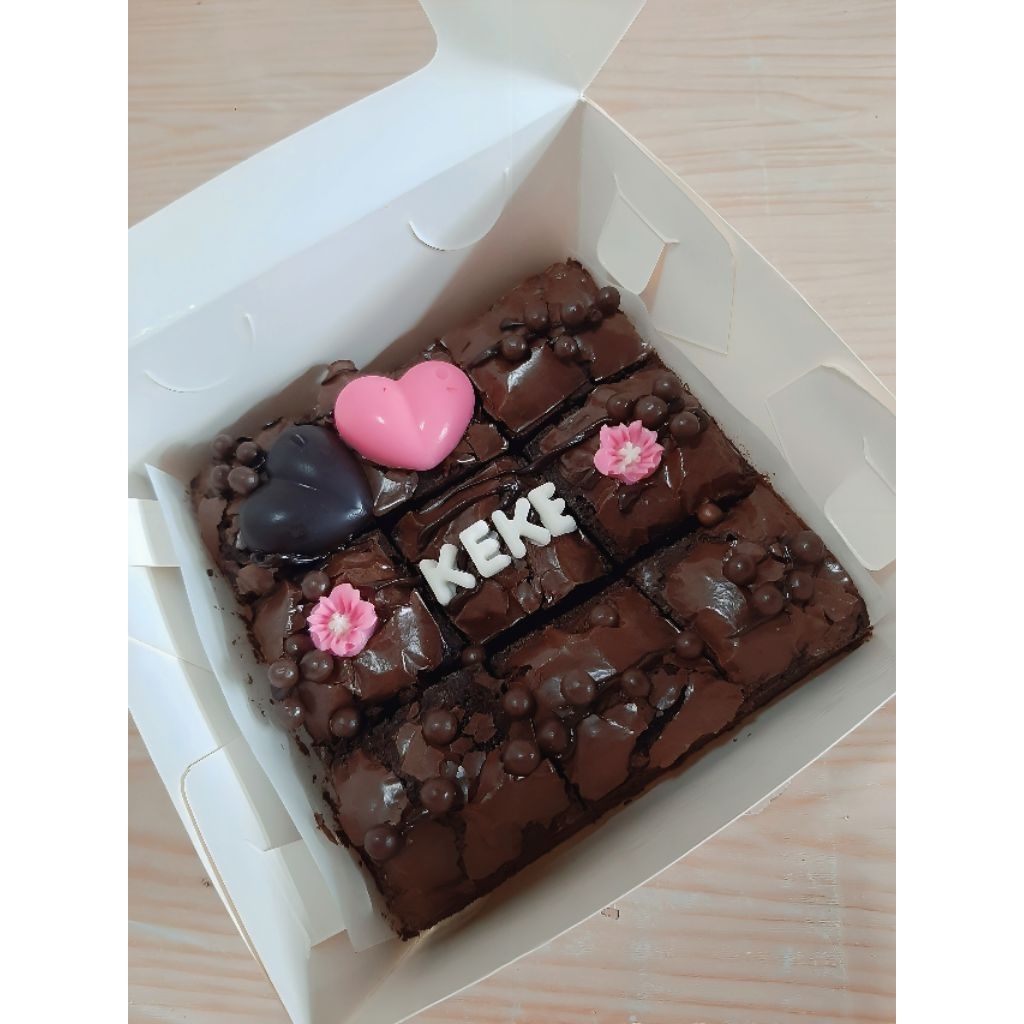 Brownies Custom Mini Box 9 bites (10x10)