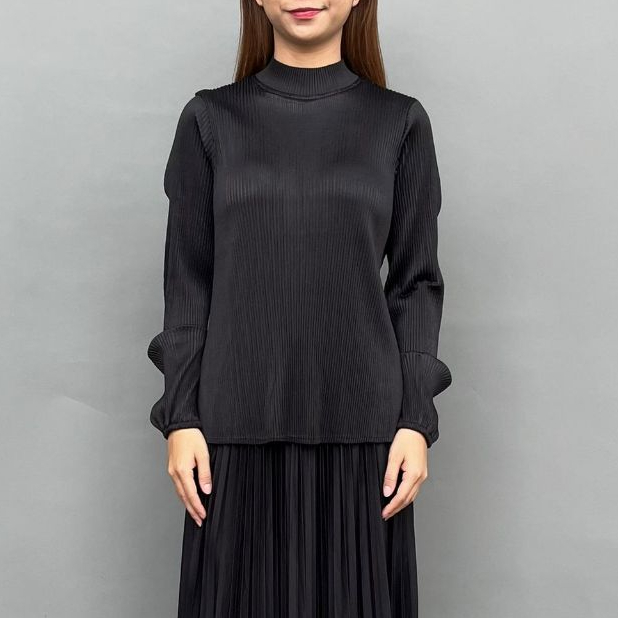 Magnolia Collection Atasan Wanita Blouse Plisket Lengan Panjang Hitam