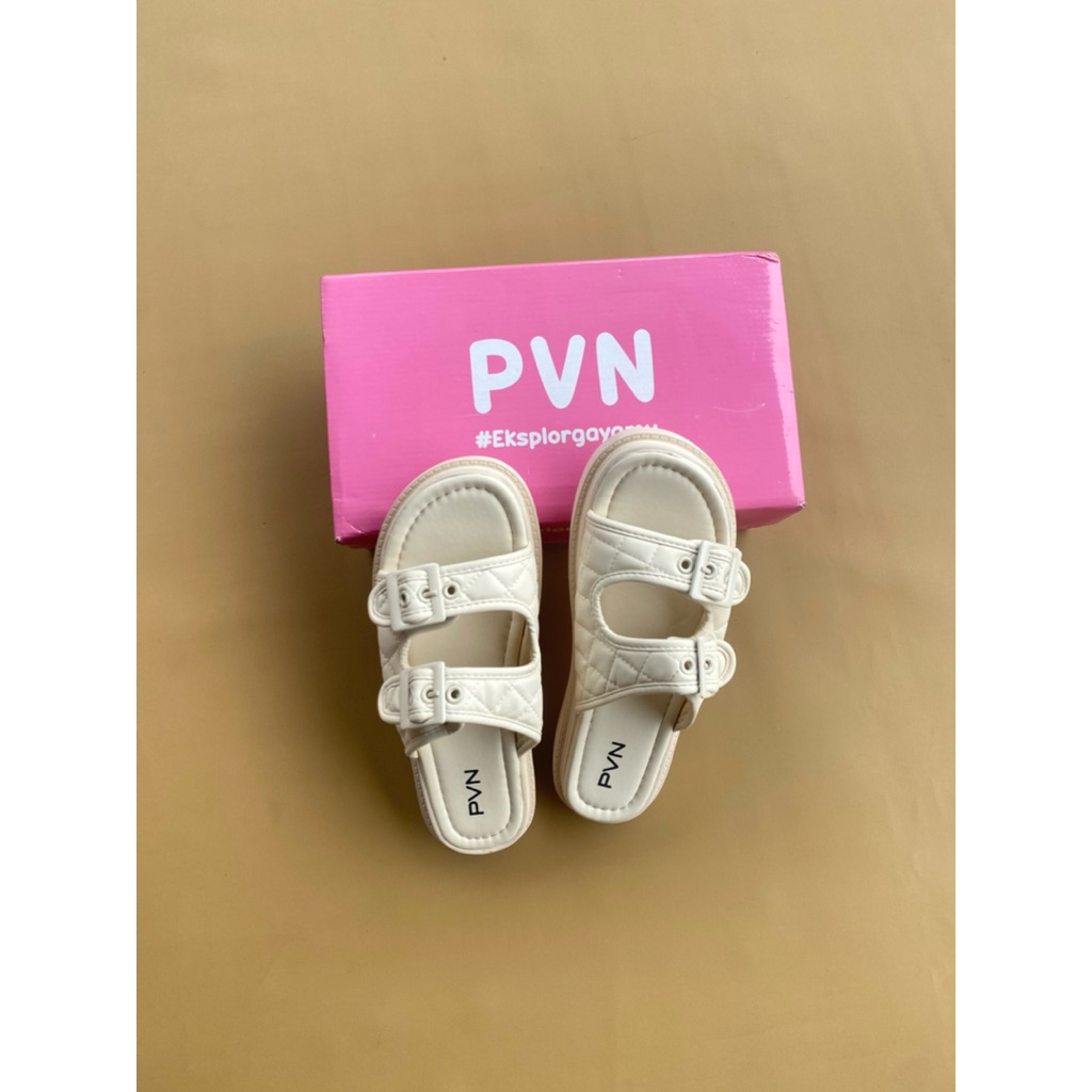 SANDAL PVN NEW
