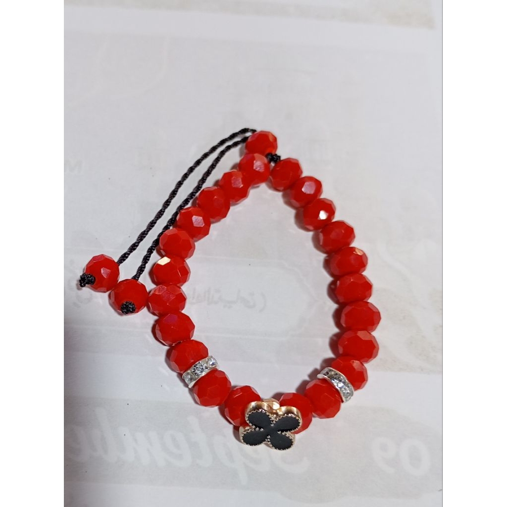Gelang merah delima