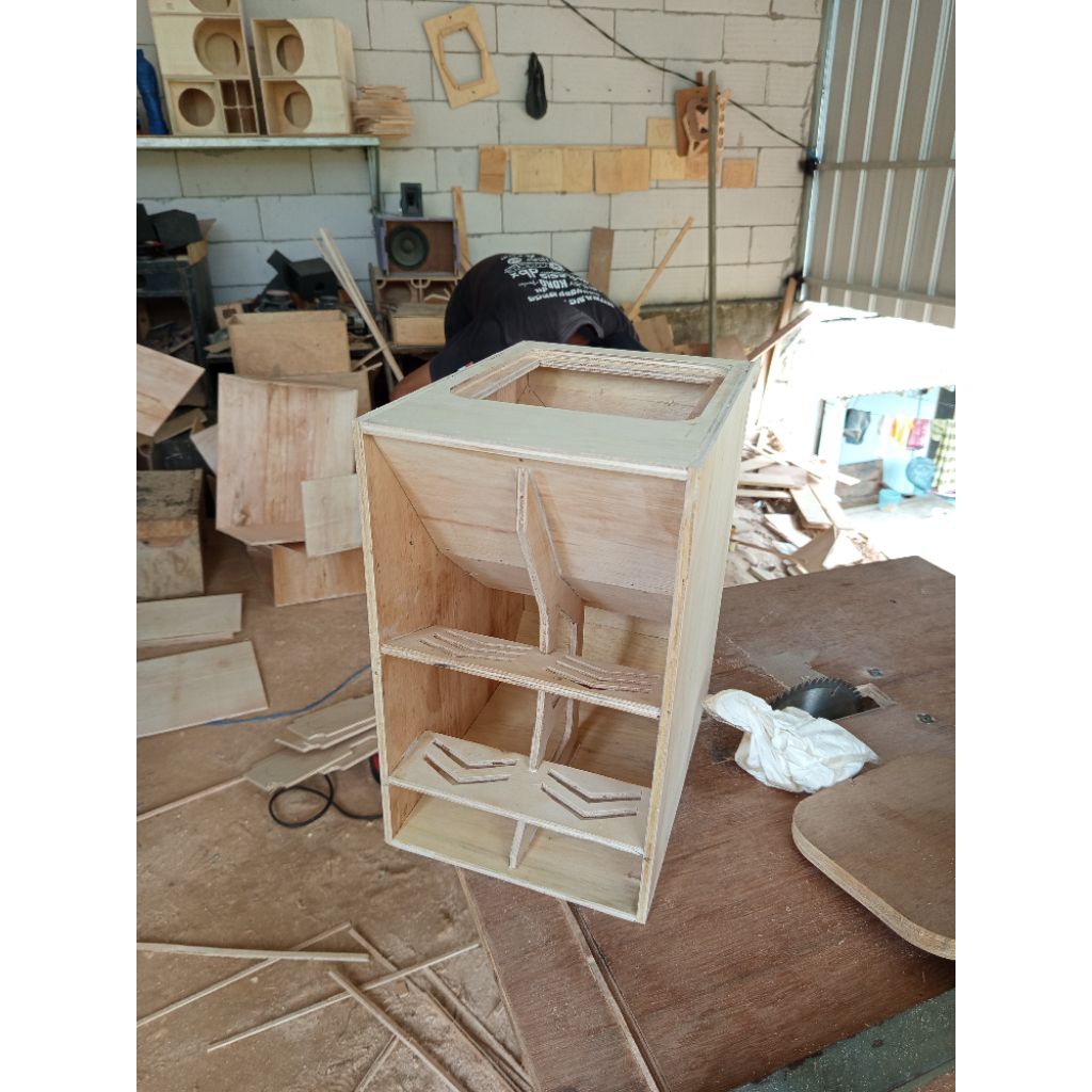 BOX F1 6INCH SINGLE/BOX SPIKER 6INCH