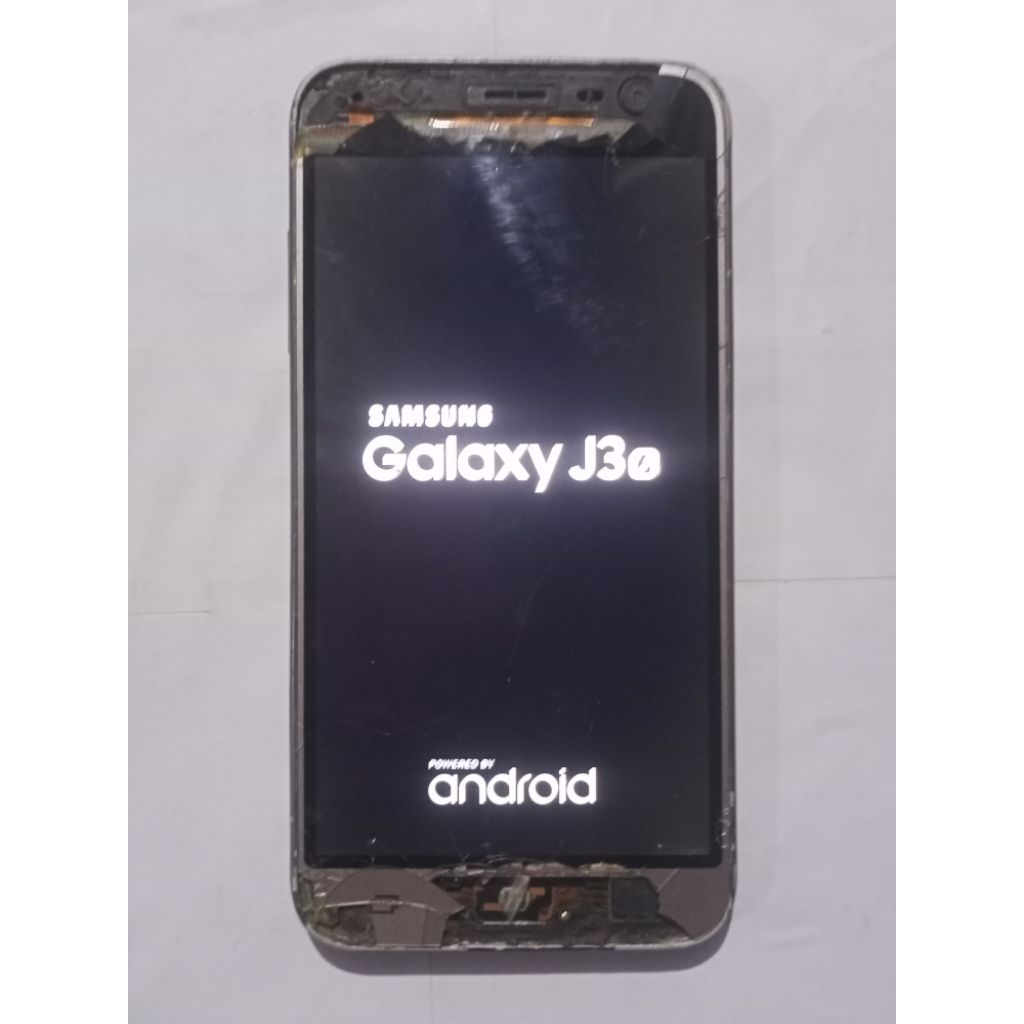 mesin hp Samsung galaxy j3 2016 SM-j320G mesin hidup normal tested