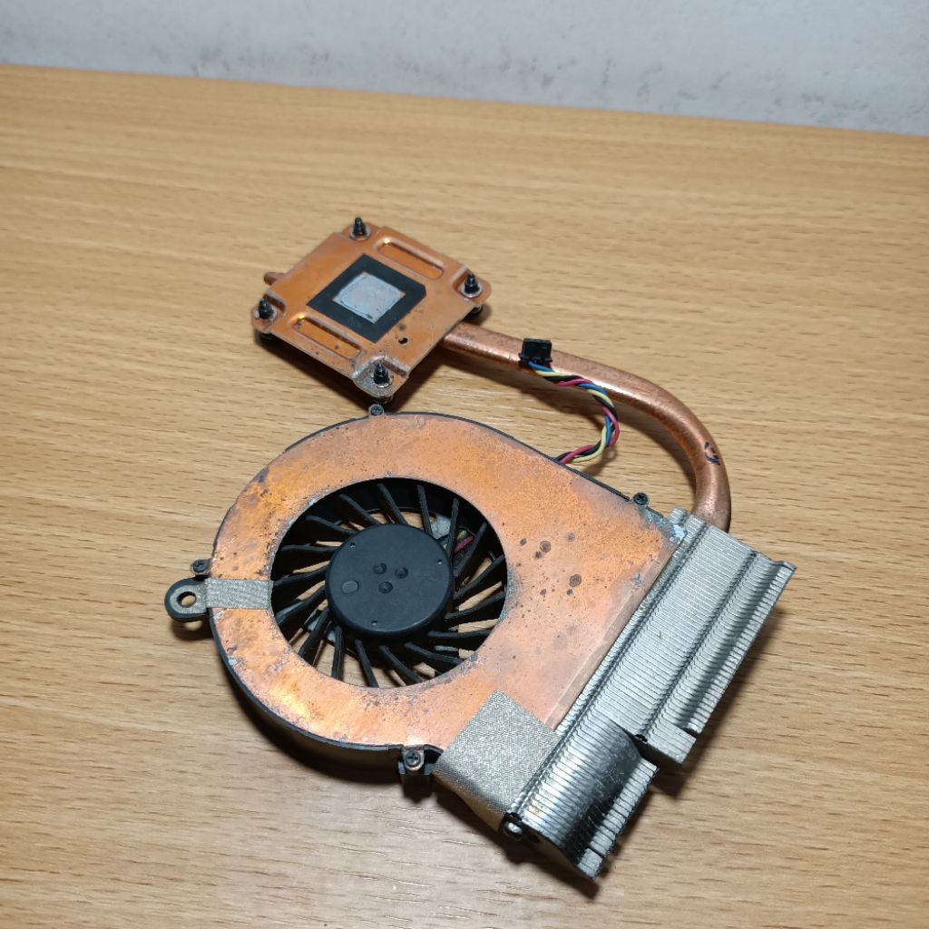 Heatsinkfan Kipas Pendingin Laptop HP 1000