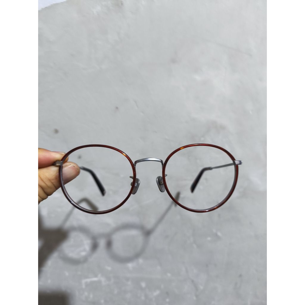 kacamata Saturday titanium original bulat