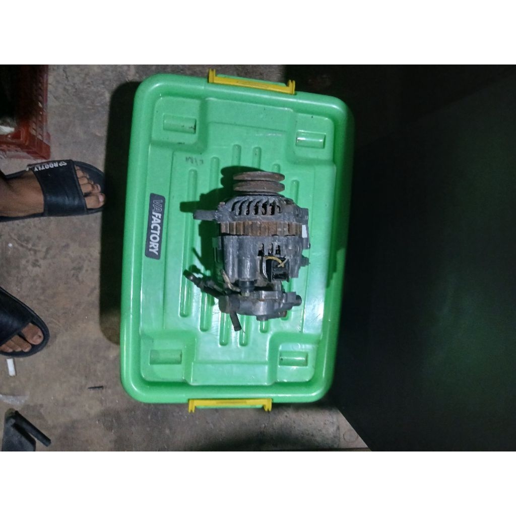 alternator mitsubishi L300