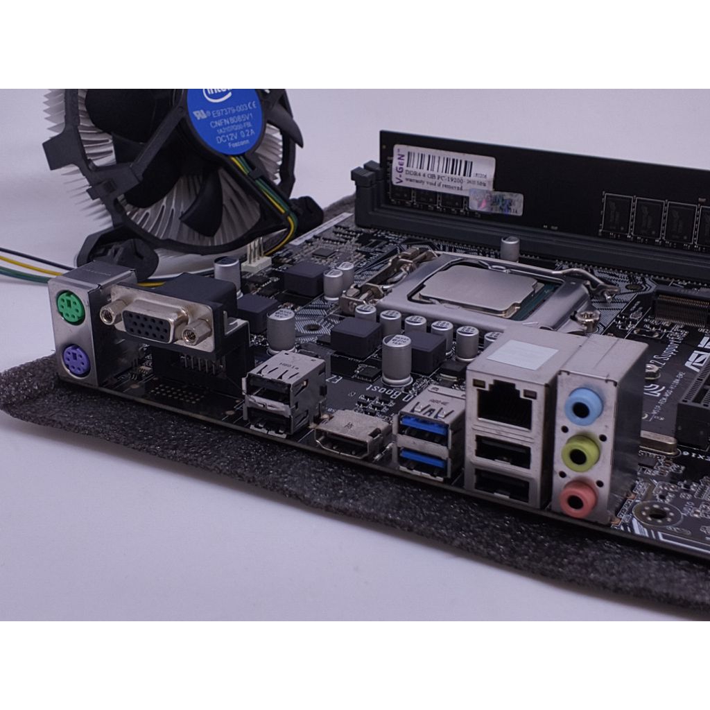 Intel core i3 7100 set ASUS H110M RAM VGEN DDR4 4GB