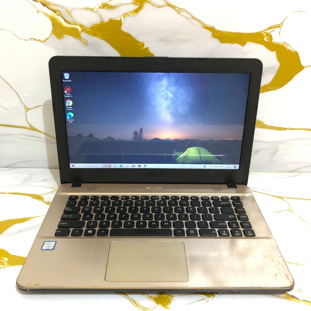 Laptop Asus X441UB Core i3 gen 6th 4/1000 Gb