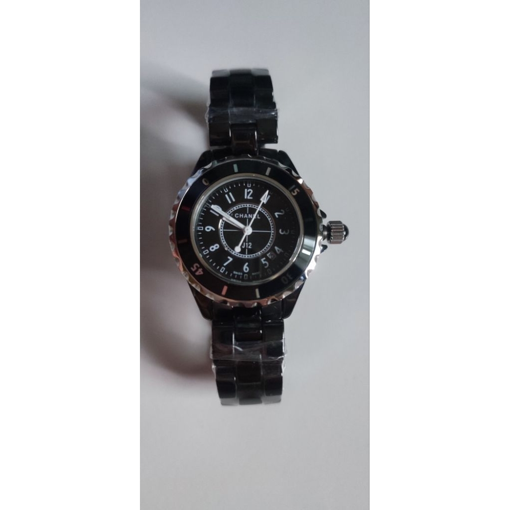 Chanel J12 Quartz
