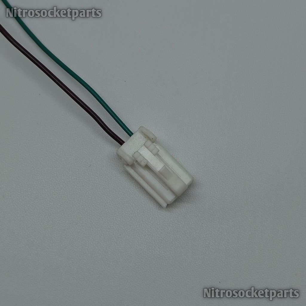 Soket Socket Female Lampu Spoiler Belakang Atas Toyota Avanza Agya Xenia Original