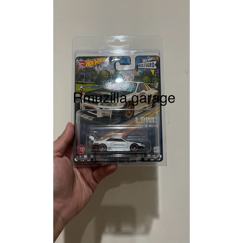 hot wheels premium skyline r34 lbwk
