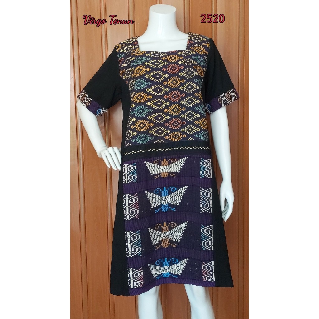 RTW 2520 dst Dress tenun pahikung, Sumba, NTT