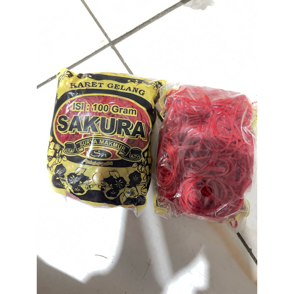 Karet gelang sakura warna merah