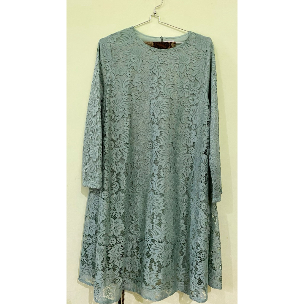 Prelove tunik brukat warna sage green