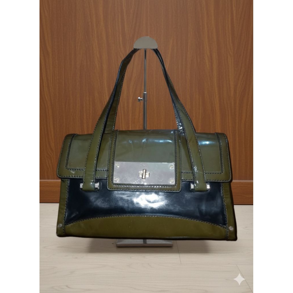 tas preloved brand daks