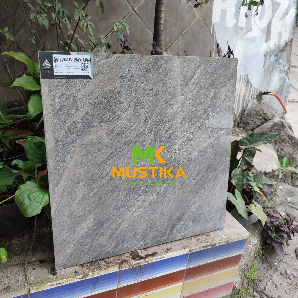 GRANITE LANTAI 60x60 OMKARA DARK GREY / ARNA / GLOSSY