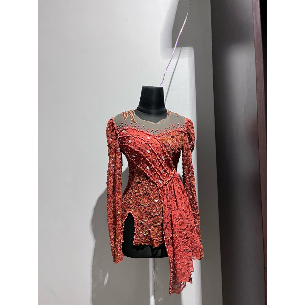 Preloved kebaya full payet teracota