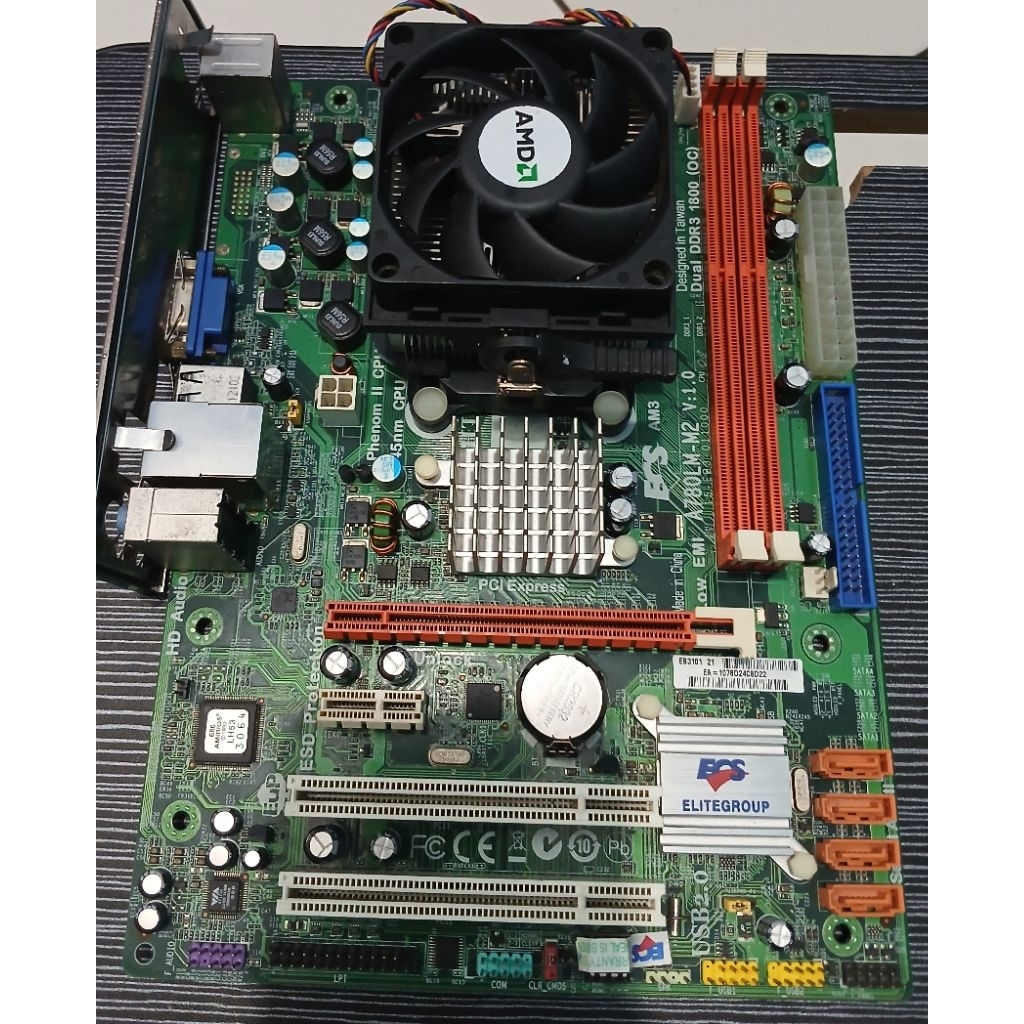 Paket ECS A780LM & AMD Athlon II X2 250