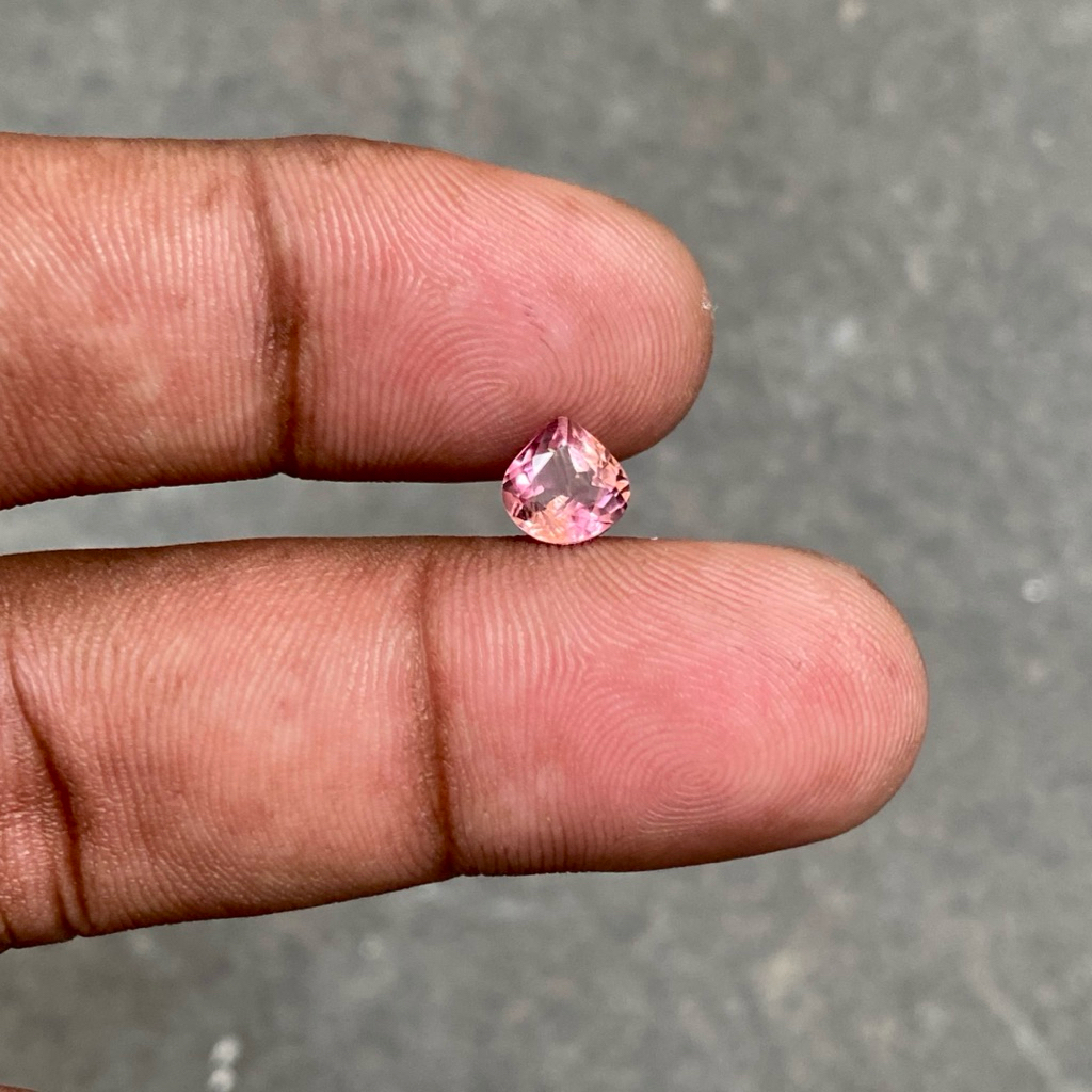Natural Pink Tourmaline Batu Pink Tourmaline Batu Turmaline pear shape dim 7x7x4