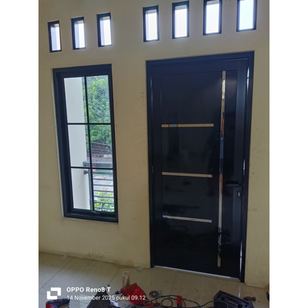 KUSEN +PINTU UTAMA .ALUMUNIUM . 200x80.200x90
