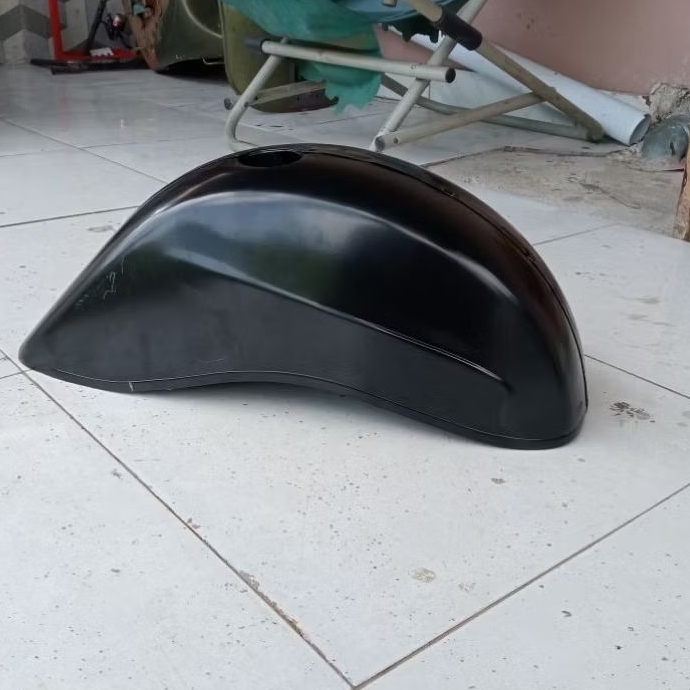 "spakbor depan vespa sprint gl rally original berkualitas".