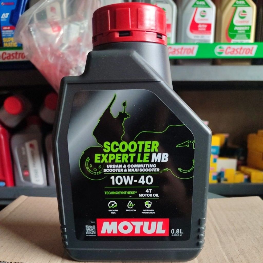 Oli MOTUL SCOOTER EXPERT LE 10W-40