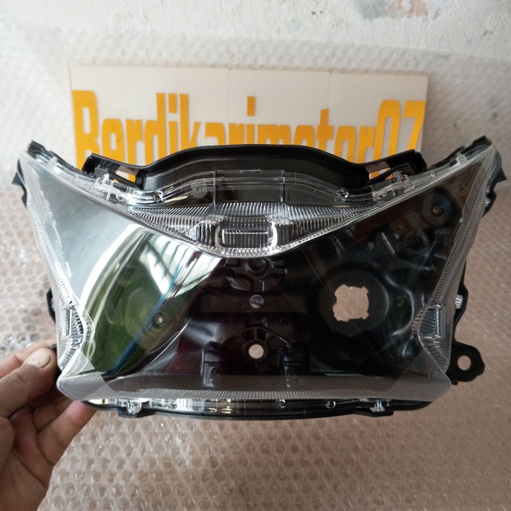Batok Reflektor Kosongan Plus Mica Lampu Depan Beat Deluxe Gen 2 Tahun 2024-2025