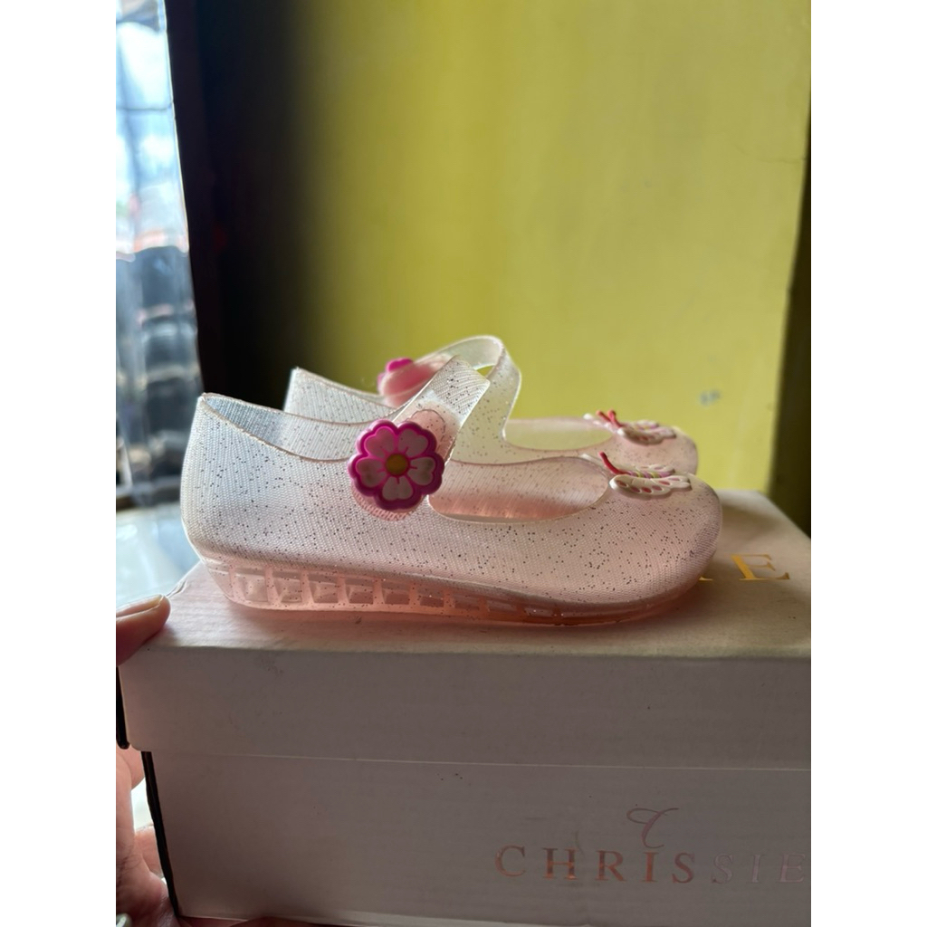 Preloved Chrissie Sepatu Anak Perempuan