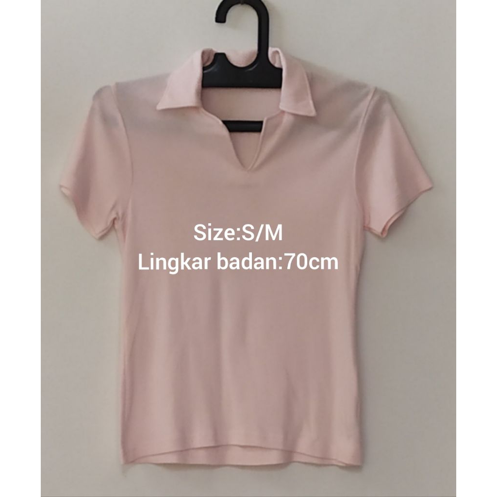 Kaos kerah wanita warna pink(Preloved)